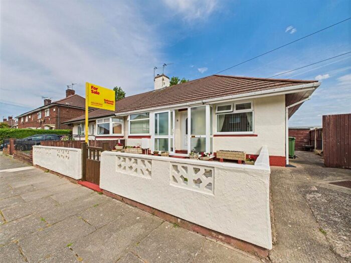 2 Bedroom Semi-Detached Bungalow For Sale In Pasture Avenue, Wirral, CH46
