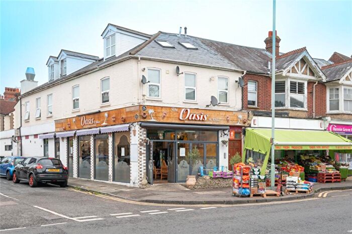 1 Bedroom Flat To Rent In Hatfield Road, St. Albans, Hertfordshire, AL1