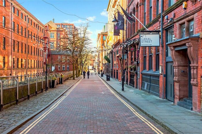 2 Bedroom Flat To Rent In Canal Street, Manchester, M1