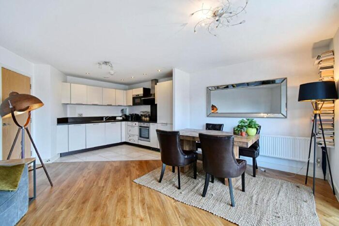2 Bedroom Flat To Rent In Albatross Way, London, SE16
