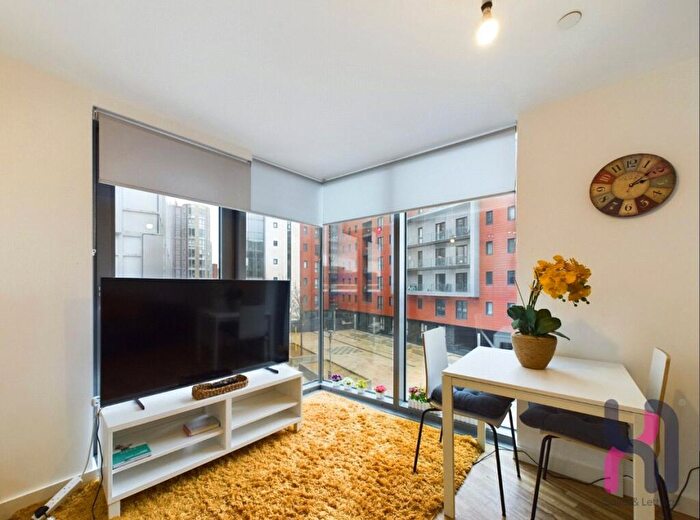 1 Bedroom Flat For Sale In The Tower, Plaza Boulevard, Liverpool, L8