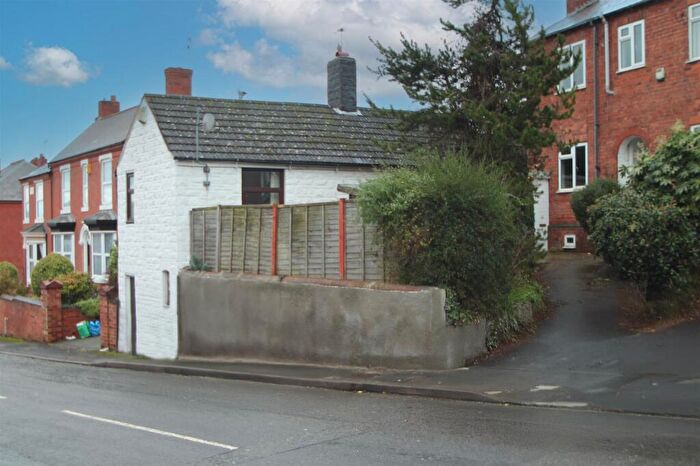 1 Bedroom Cottage For Sale In Furlong Lane, Halesowen, B63