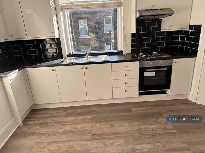 2 Bedroom Terraced House To Rent In Westbourne Terrace, Halifax, HX3