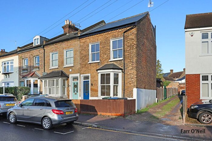 2 Bedroom Apartment To Rent In Princes Road, Buckhurst Hill, IG9