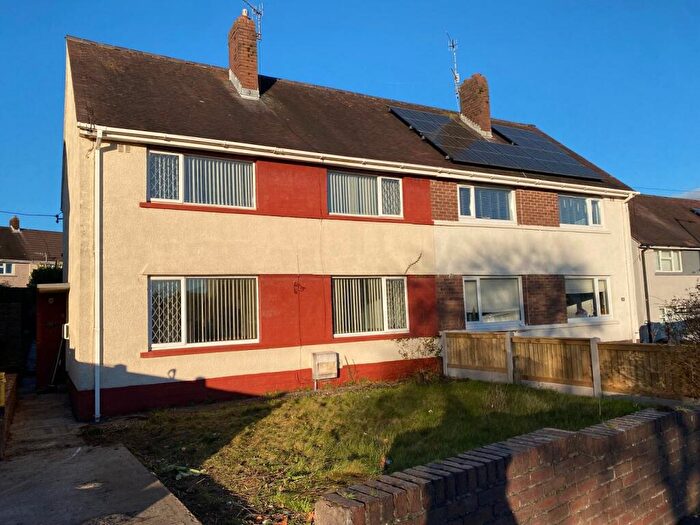 3 Bedroom Semi Detached House For Sale In Llygad Yr Haul, Neath, Neath Port Talbot., SA10