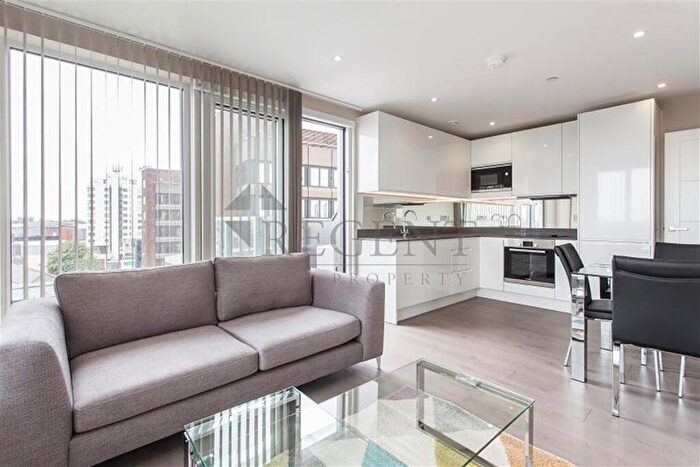 2 Bedroom Apartment For Sale In Broadway House, Bromley High Street, BR1