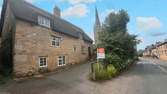 3 Bedroom Detached House For Sale In The Gorgeous Gateway Cottage, Waltham On The Wolds, LE14