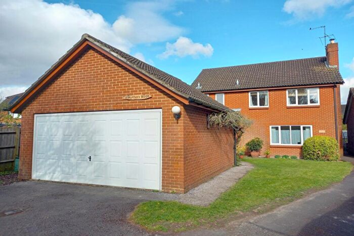 4 Bedroom Detached House For Sale In South Wonston, SO21