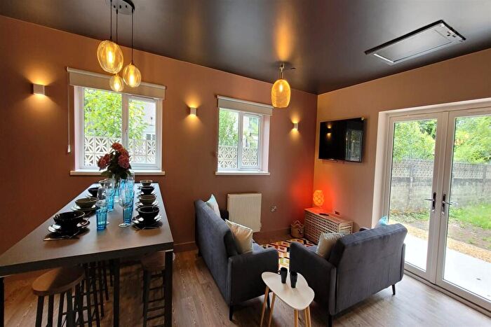 1 Bedroom House To Rent In Room North Road, Cardiff, CF14