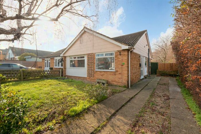 2 Bedroom Semi-Detached Bungalow To Rent In Fletcher Road, Whitstable, Kent, CT5