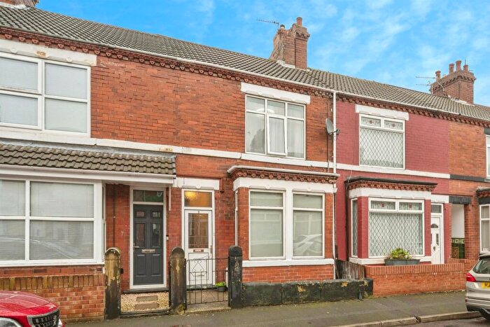 3 Bedroom Terraced House For Sale In Fern Avenue, Bentley, Doncaster, DN5