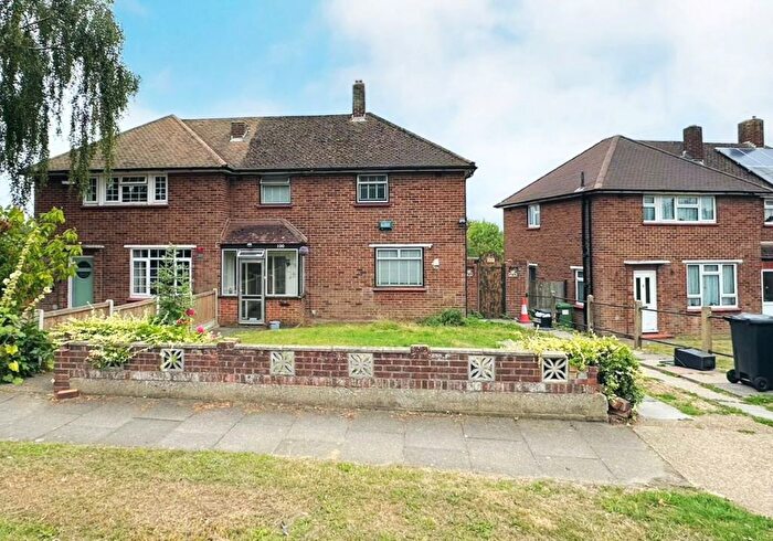 3 Bedroom Semi-Detached House For Sale In Crockenhill Road, Orpington, Kent, BR5
