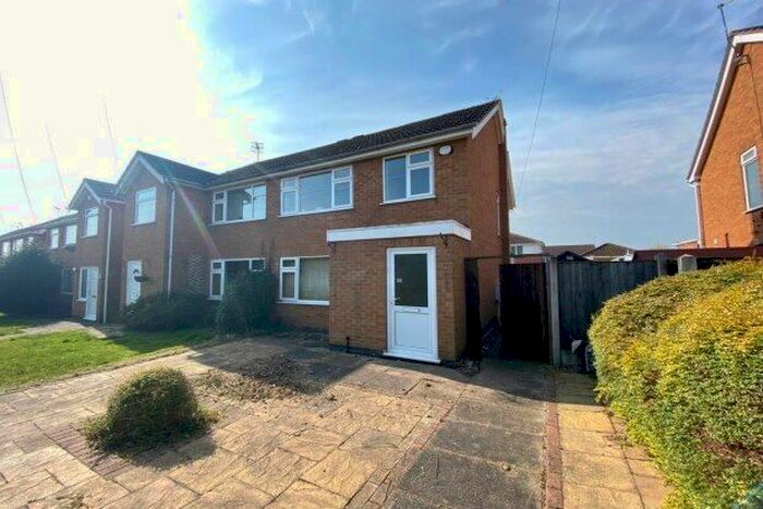 3 Bedroom Property To Rent In Mackinley Avenue, Nottingham, NG9