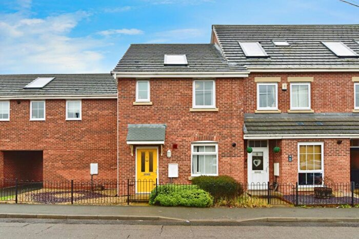 3 Bedroom Town House For Sale In Scot Hay Road, Silverdale, Newcastle, Staffordshire, ST5