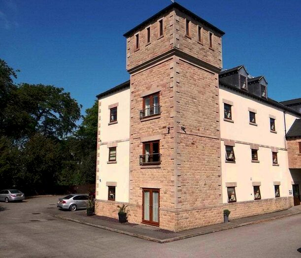 2 Bedroom Apartment To Rent In Belmont Park, S42