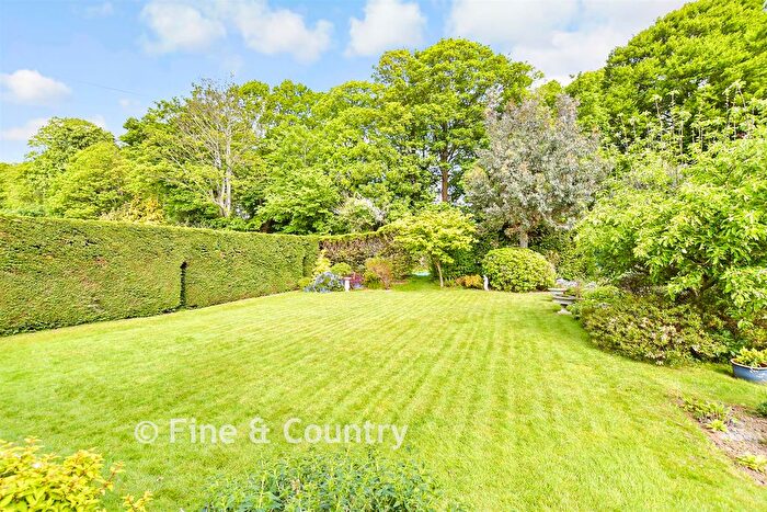 4 Bedroom Detached House For Sale In Hawkshill Road, Walmer, CT14