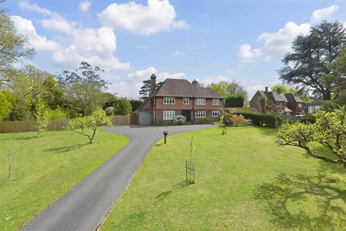 4 Bedroom Detached House To Rent In Church Street, Rudgwick, RH12