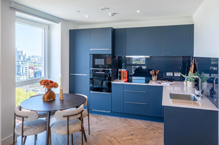 1 Bedroom Apartment For Sale In Upper East, Bromley-by-Bow, E3