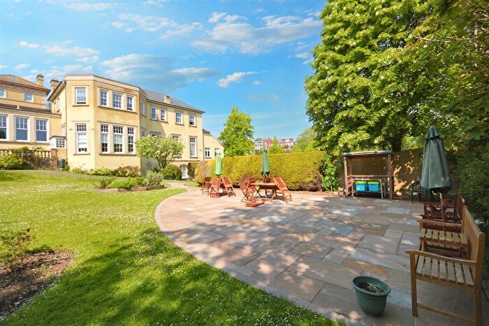 1 Bedroom Flat For Sale In Fairfield Road, Eastbourne, BN20