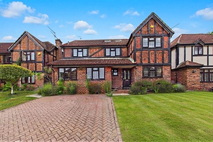 5 Bedroom Detached House To Rent In Uffcott Close, Lower Earley, Reading, Berkshire, RG6