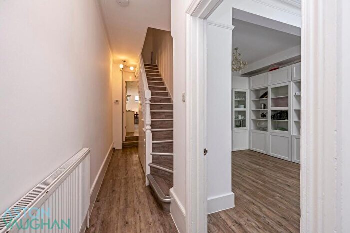 3 Bedroom Terraced House For Sale In Sackville Road, Hove, BN3