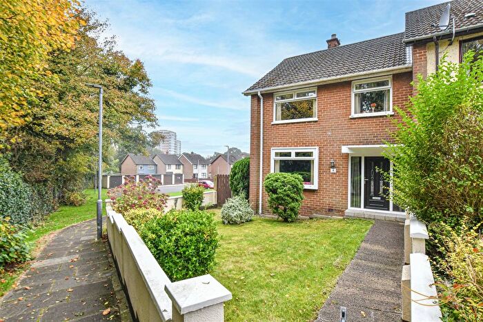 3 Bedroom End Of Terrace House For Sale In Wynthorpe Grove, Newtownabbey, BT37