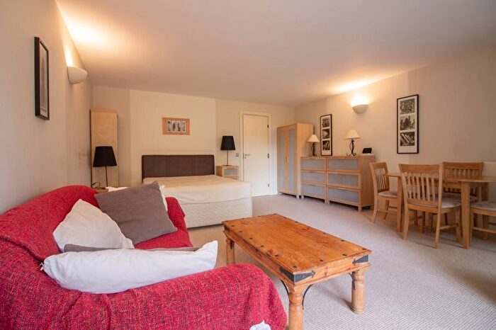 Studio To Rent In Burrells Wharf Square, Isle Of Dogs, E14