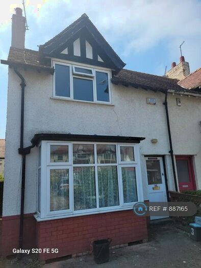 3 Bedroom Semi-Detached House To Rent In Penrhyn Avenue, Rhos On Sea, Colwyn Bay, LL28