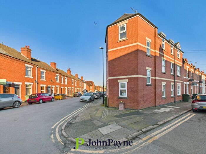 2 Bedroom Apartment To Rent In Poplar Road, Earlsdon, Coventry, CV5