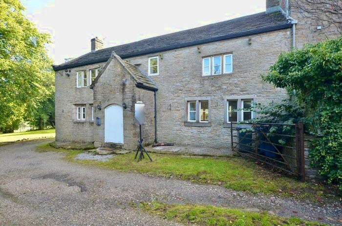 4 Bedroom Semi-Detached House To Rent In Knuzden Hall Farm, Higher Stanhill Road, Oswaldtwistle, BB5