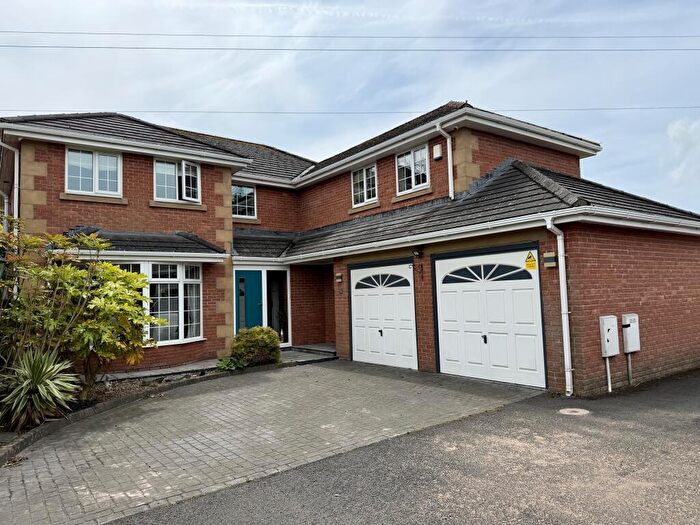 4 Bedroom Detached House For Sale In Fairway, Poulton-le-fylde, Lancashire, FY6
