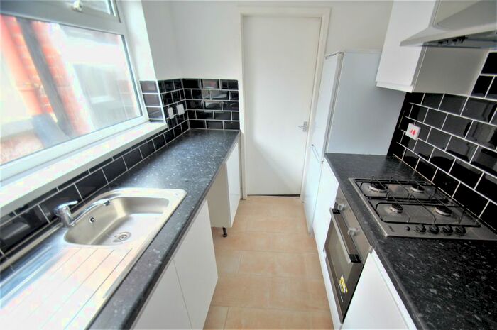 3 Bedroom Terraced House To Rent In St. Michaels Road, Coventry, CV2