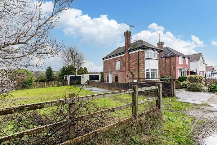 3 Bedroom Detached House For Sale In Mansfield Road, Clipstone Village, Mansfield, NG21