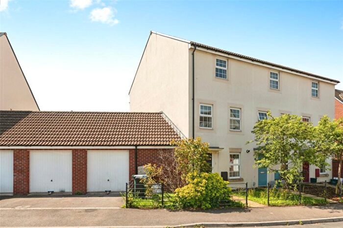 4 Bedroom Town House For Sale In Normandy Drive, Yate, Bristol, Gloucestershire, BS37