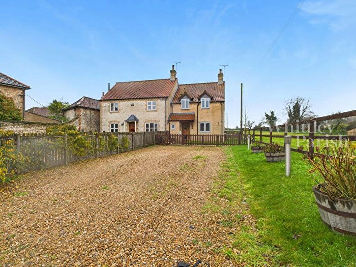 2 Bedroom Semi Detached House For Sale In West End, Northwold, IP26