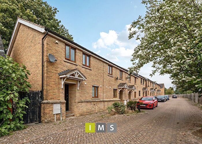 2 Bedroom End Of Terrace House For Sale In Old School Lane, Fritwell, OX27