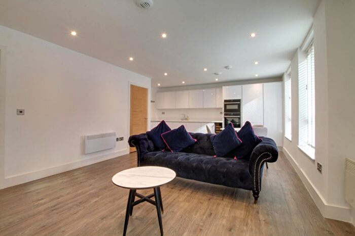 2 Bedroom Flat To Rent In Tenby Heights, Tenby Street North, Jewellery Quarter, Birmingham, B1