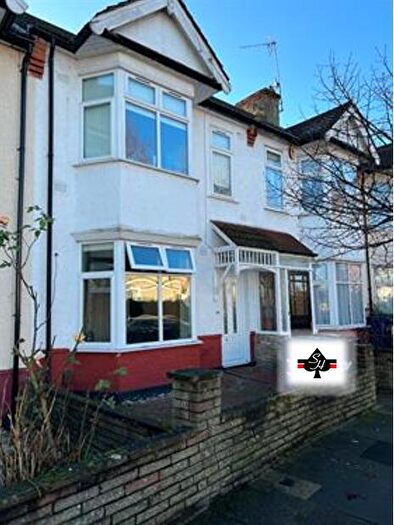 5 Bedroom Terraced House To Rent In Babington Road, Hendon, NW4