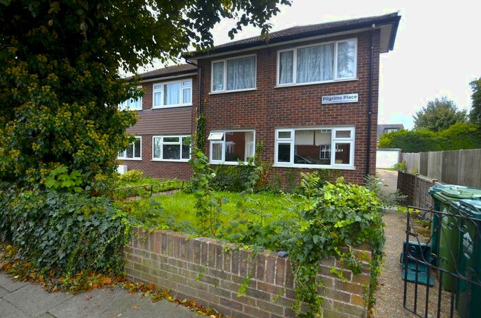 2 Bedroom Maisonette To Rent In Pilgrims Place, Chaucer Road, Ashford, TW15