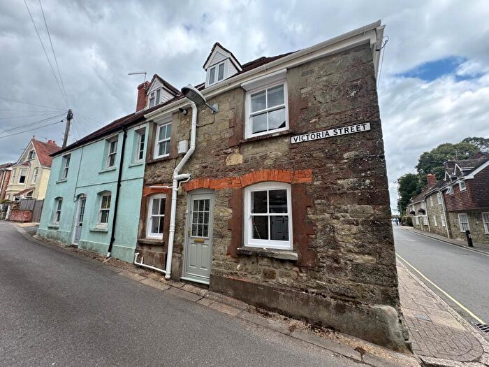 2 Bedroom End Of Terrace House To Rent In Victoria Street, Shaftesbury, SP7