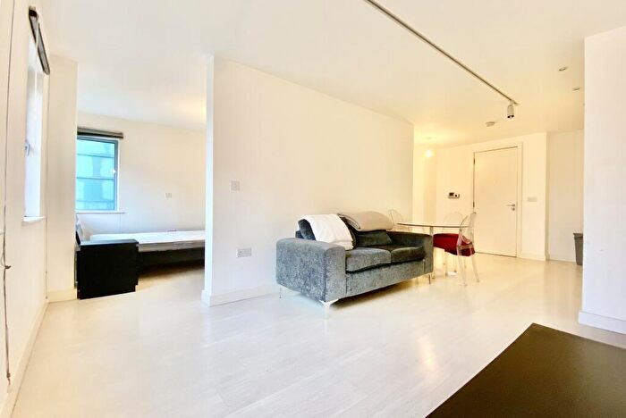 Apartment To Rent In Manor Mills, Ingram Street, Leeds, West Yorkshire, LS11