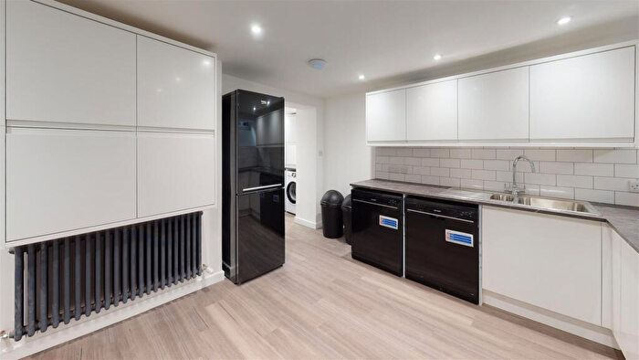 11 Bedroom House To Rent In Guinea Street, Bristol, BS1