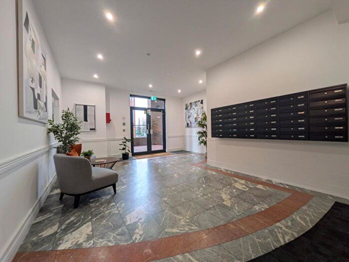 2 Bedroom Apartment To Rent In London Road, Redhill, RH1