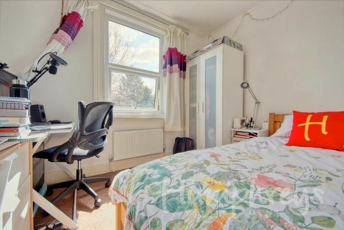 4 Bedroom Terraced House To Rent In St Martins Road, CT1