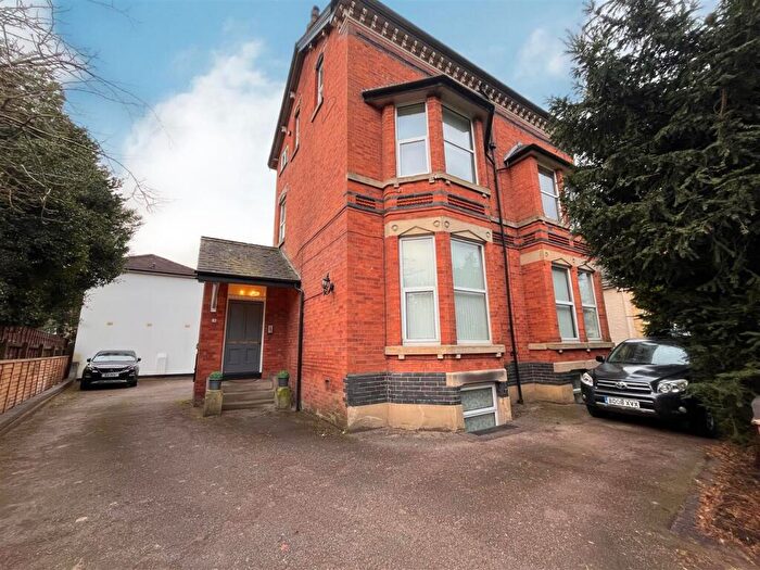 2 Bedroom Apartment For Sale In Alderley Road, Wilmslow, SK9