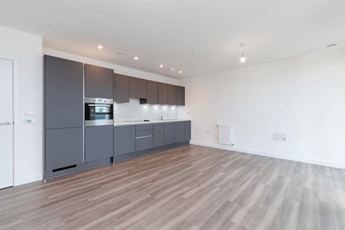 2 Bedroom Flat To Rent In Thunderer Street, London, E13