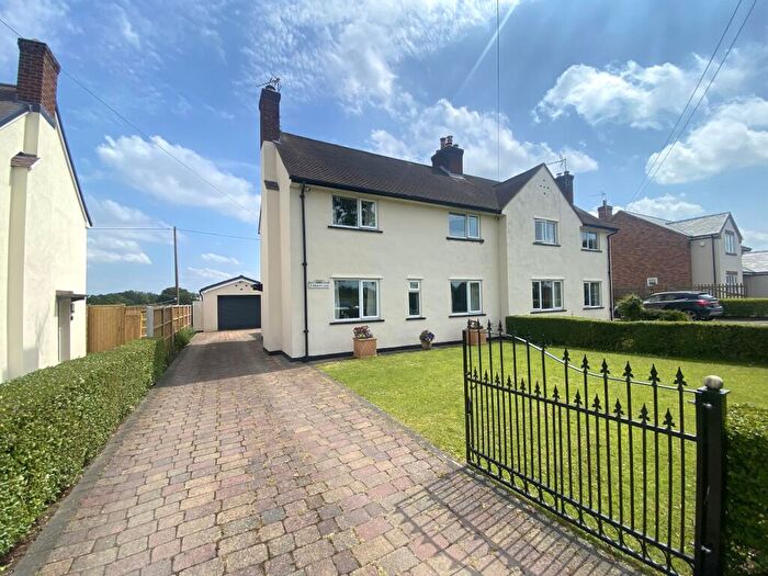 3 Bedroom Semi-Detached House For Sale In Bowling Bank, Wrexham, LL13
