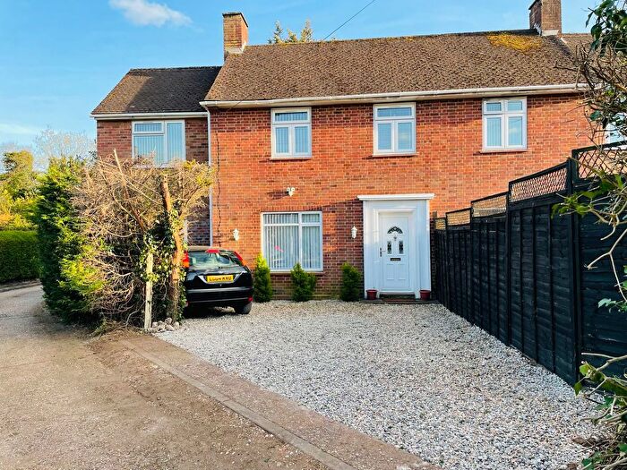 3 Bedroom Semi-Detached House For Sale In Home Meadow, Farnham Royal, SL2