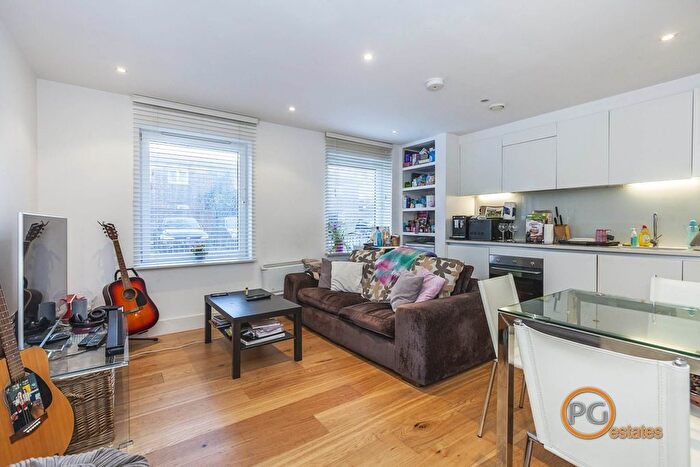 1 Bedroom Flat To Rent In Tiltman Place, London, N7