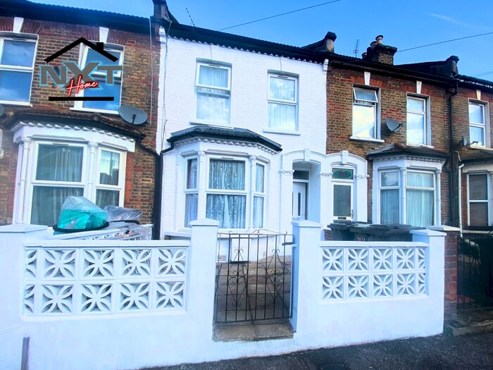 4 Bedroom Terraced House For Sale In Etchingham Road, London, E15